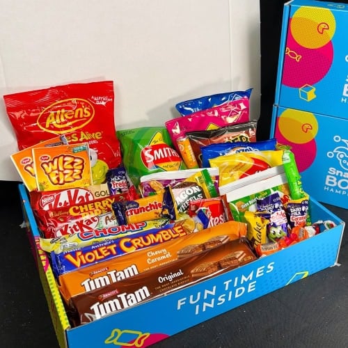 australian snack box hamper, filled with australian snacks, which Australians overseas miss.